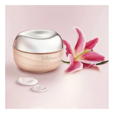 Crema Hidratante Corporal Acetinada Lily Absolu 250 g